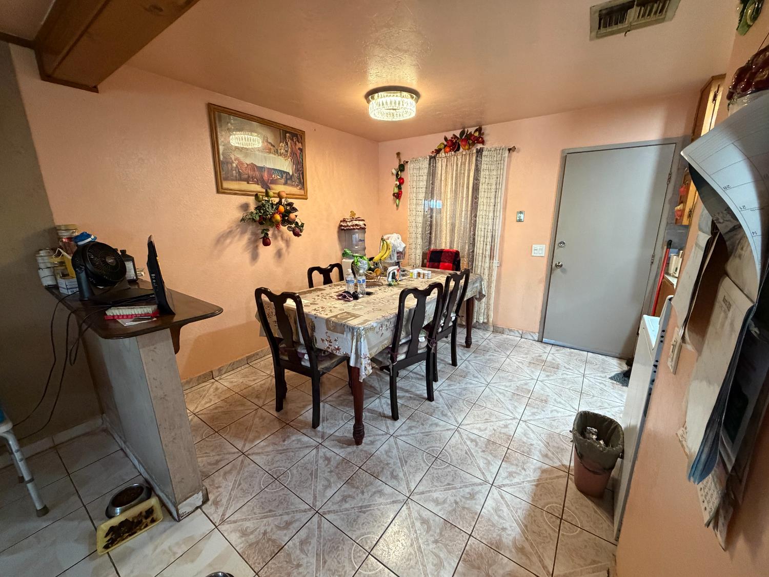 8767 S Rodriguez Ave, Parlier, CA 93648