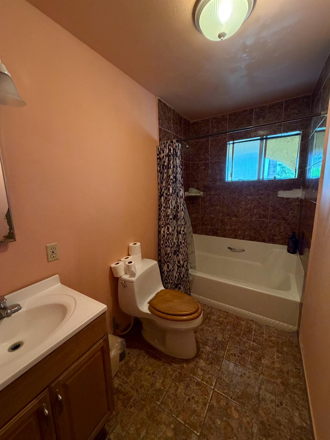 8767 S Rodriguez Ave, Parlier, CA 93648