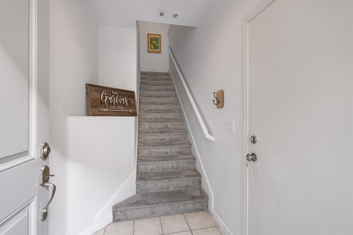 2089 Boccioni Ln, Clovis, CA 93611