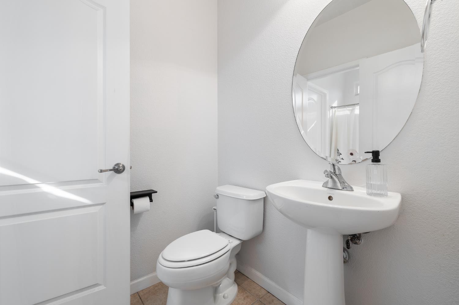 2089 Boccioni Ln, Clovis, CA 93611