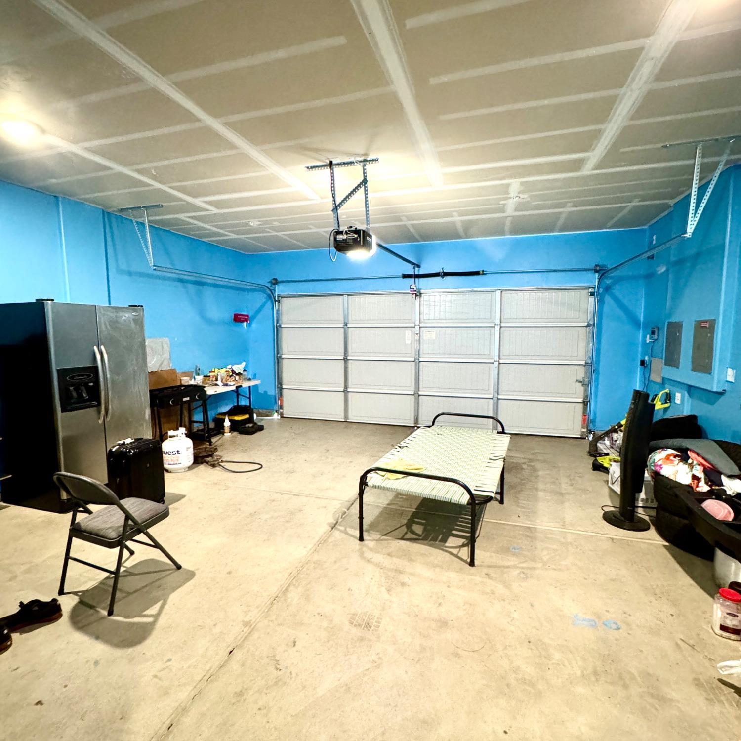 7012 W Donner Ave, Fresno, CA 93723