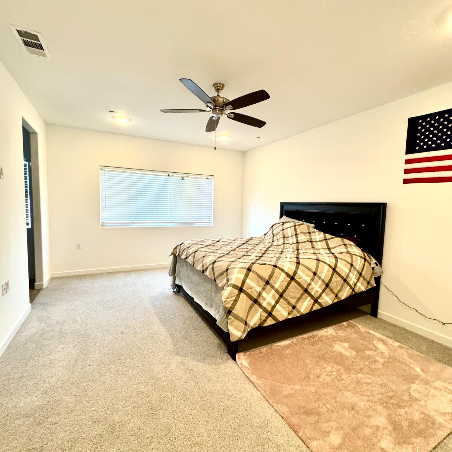 7012 W Donner Ave, Fresno, CA 93723