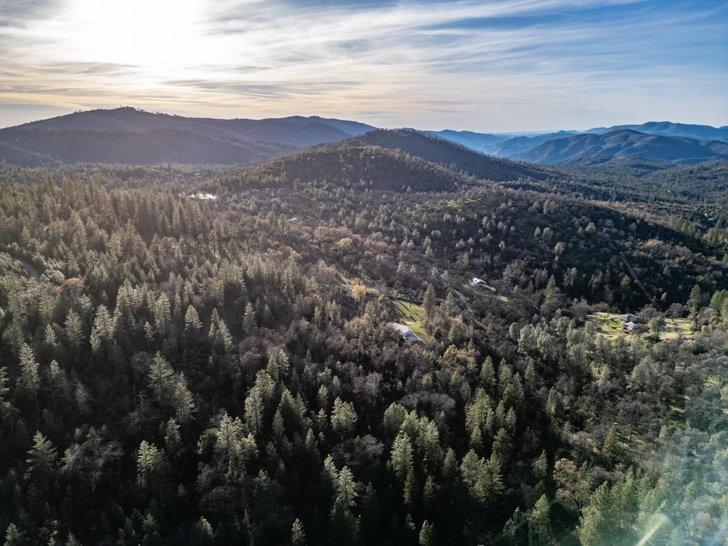 5314 Wilderness View Dr, Mariposa, CA 95338