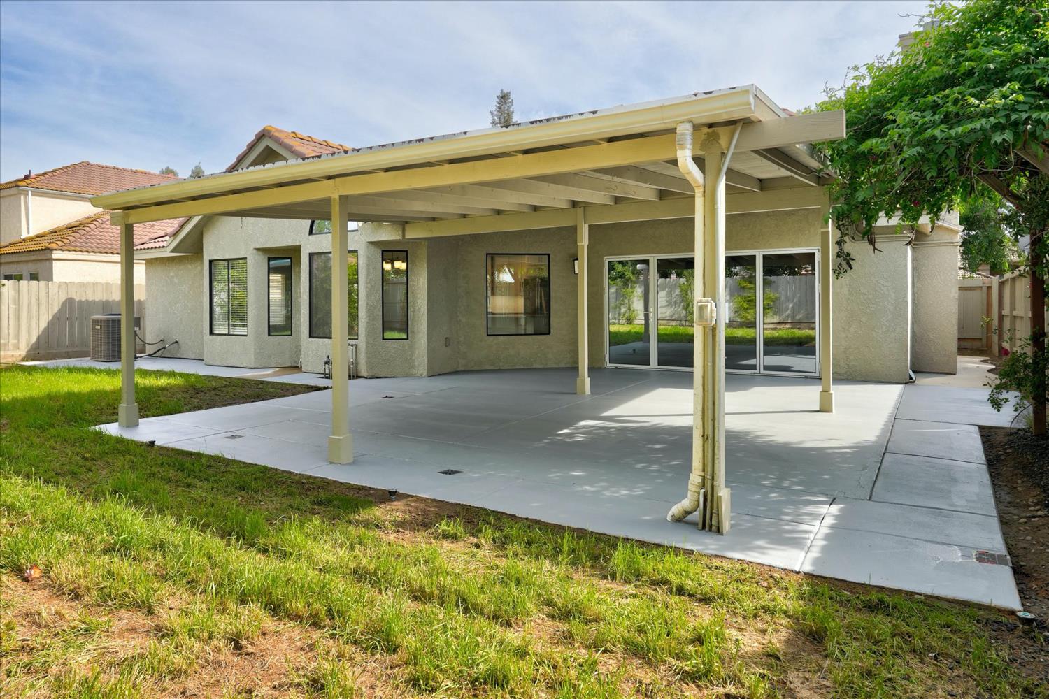 3668 W Ellery Ave, Fresno, CA 93711