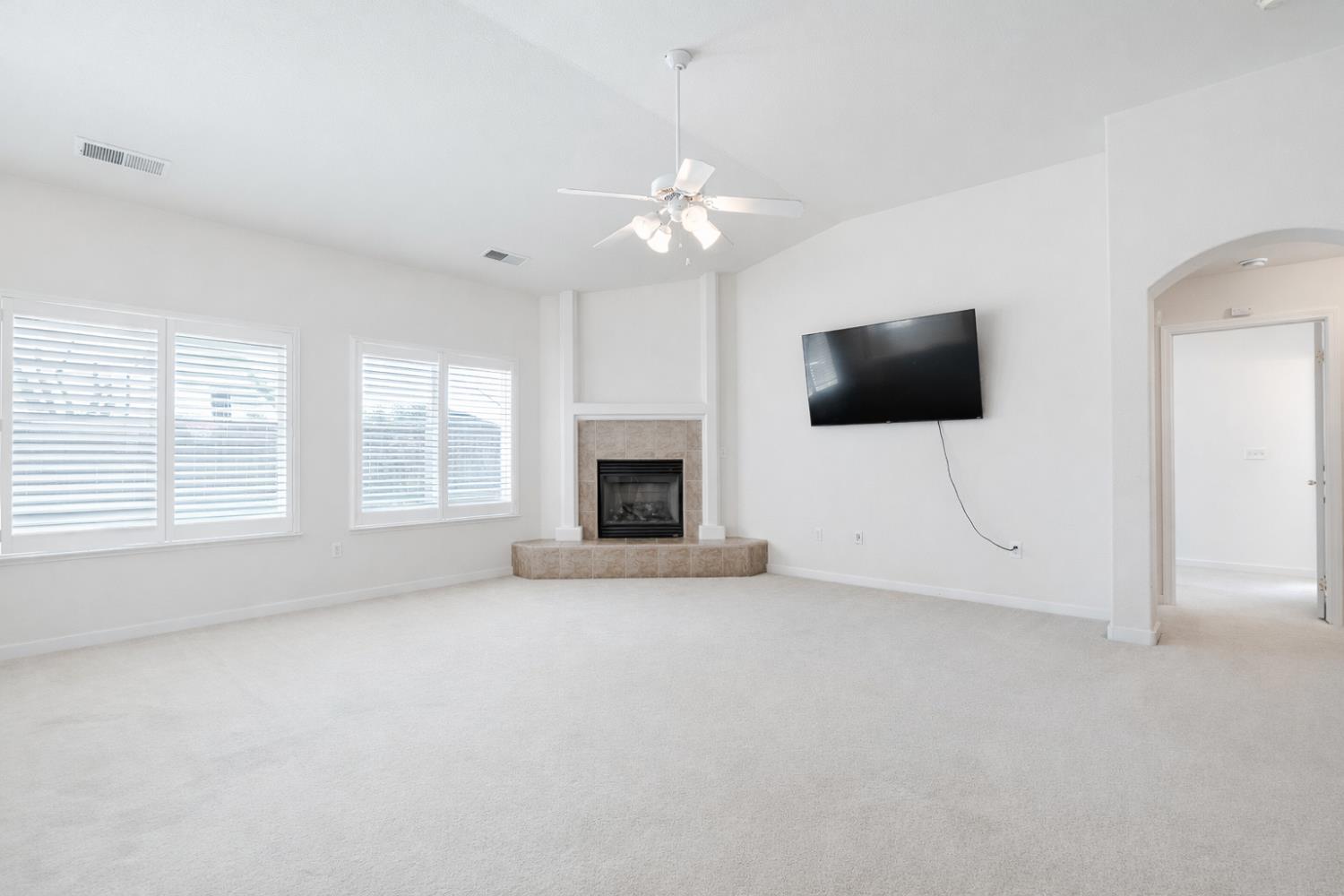 721 Via Cerioni, Madera, CA 93637