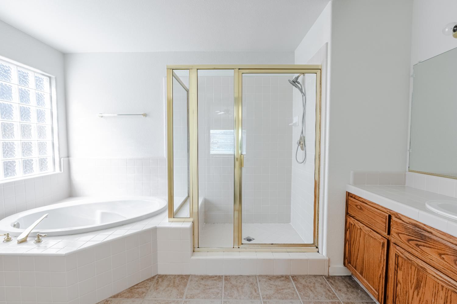 721 Via Cerioni, Madera, CA 93637