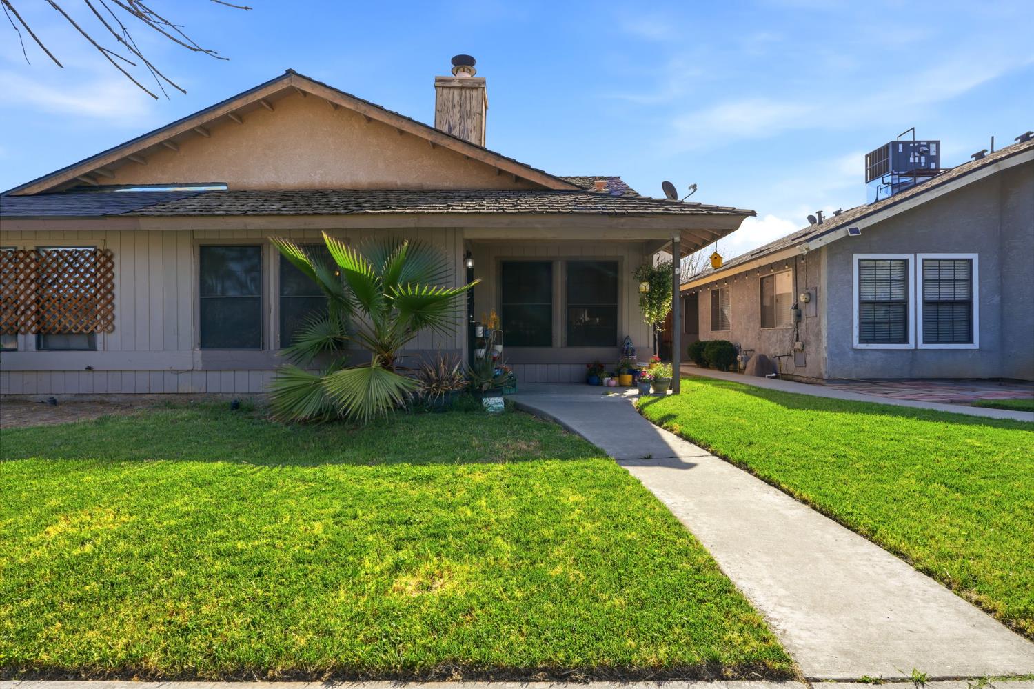 2301 N 10Th Ave, Hanford, CA 93230