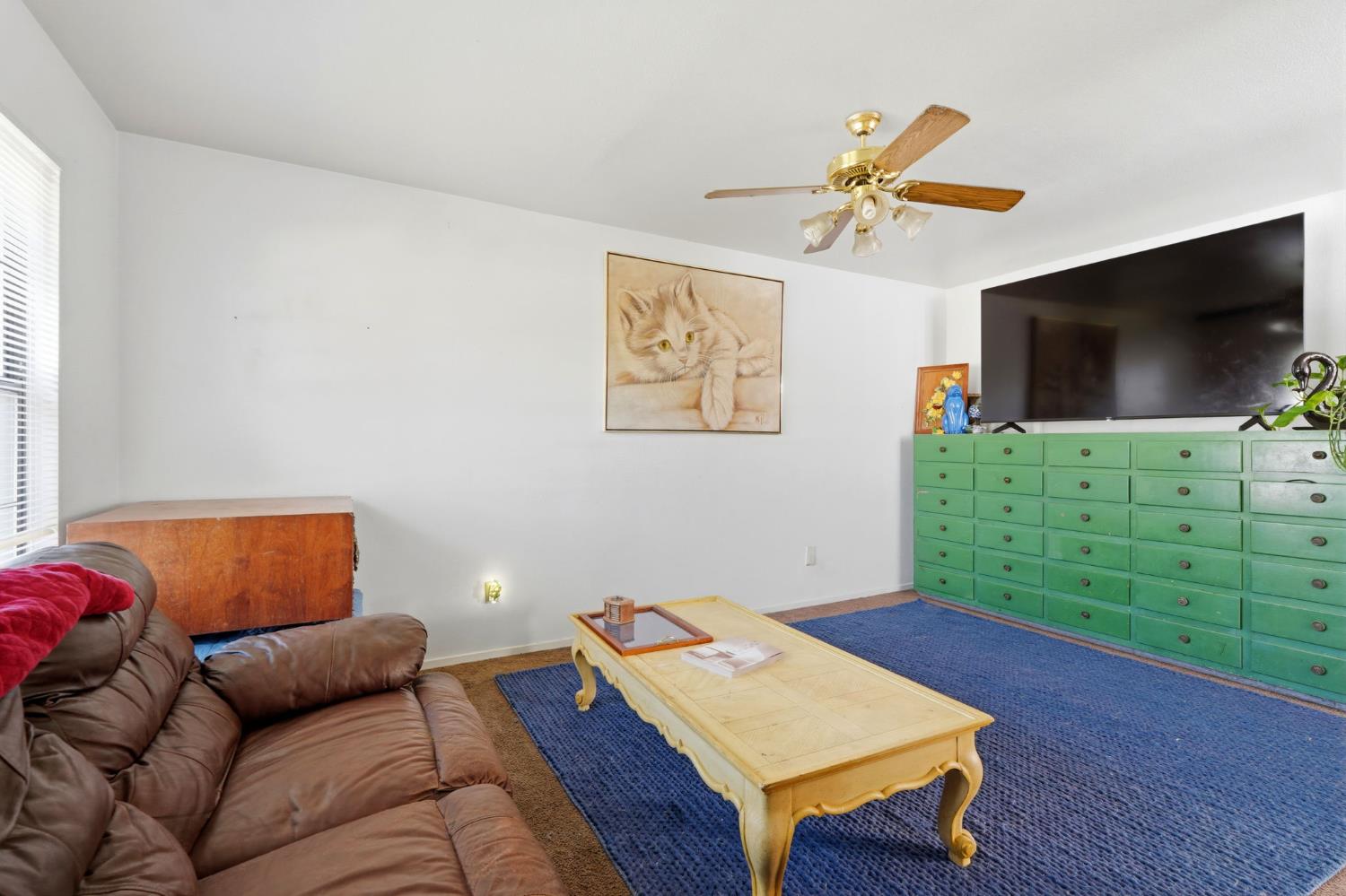 2301 N 10Th Ave, Hanford, CA 93230