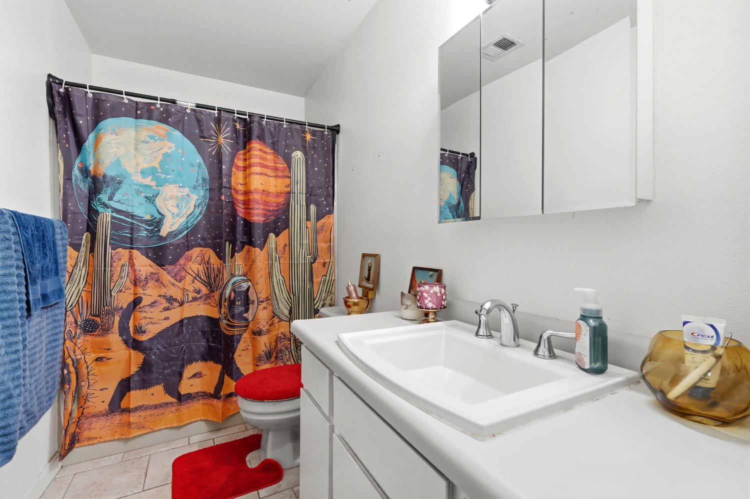 2301 N 10Th Ave, Hanford, CA 93230