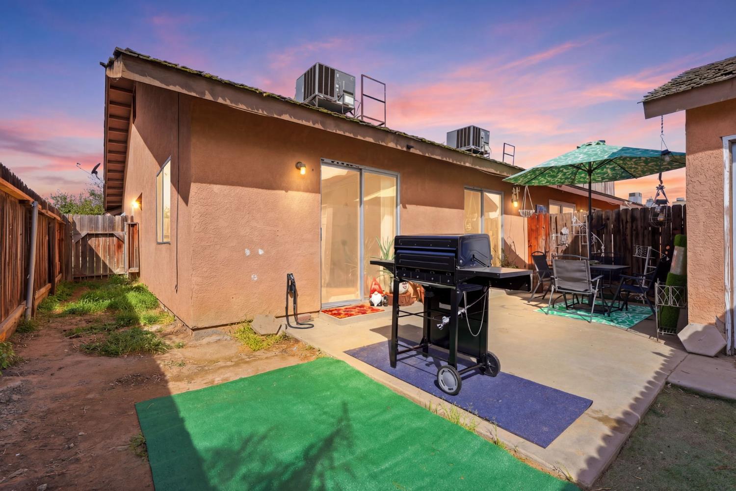 2301 N 10Th Ave, Hanford, CA 93230