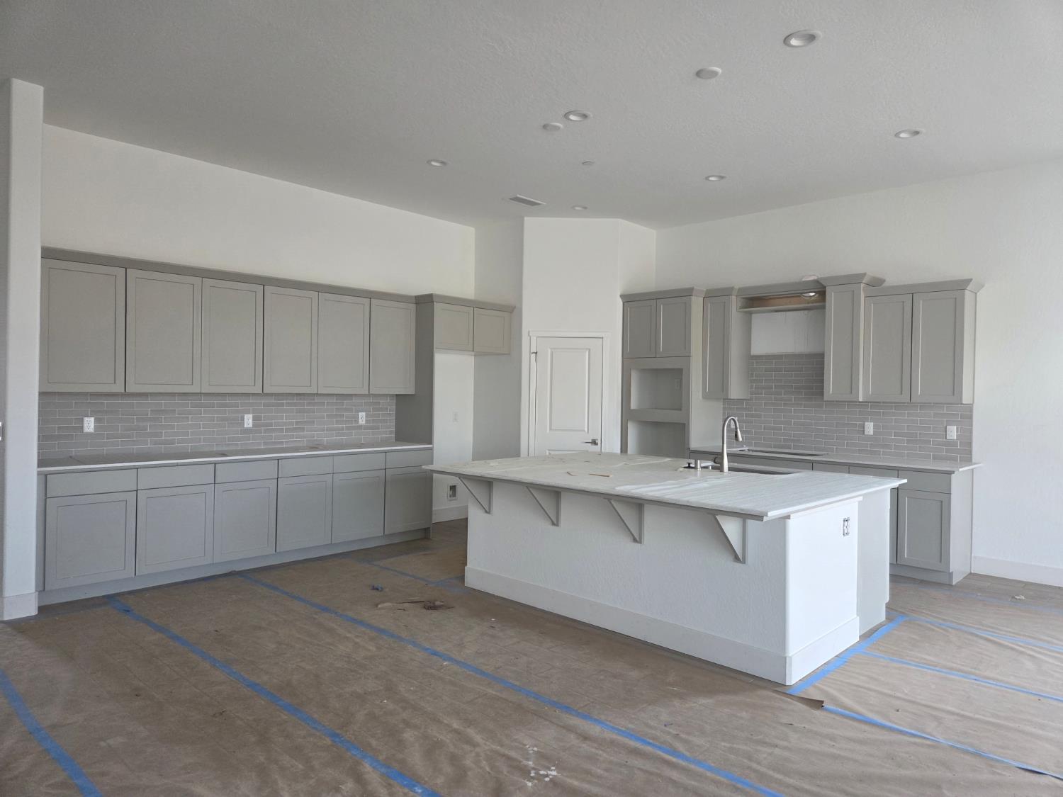 1187 Milestone Rd W, Madera, CA 93636
