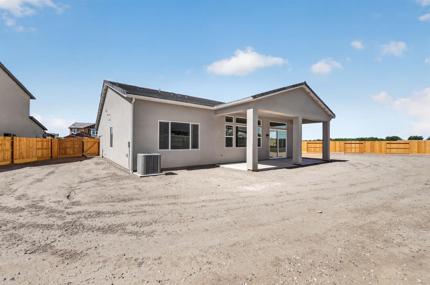 1187 Milestone Rd W, Madera, CA 93636