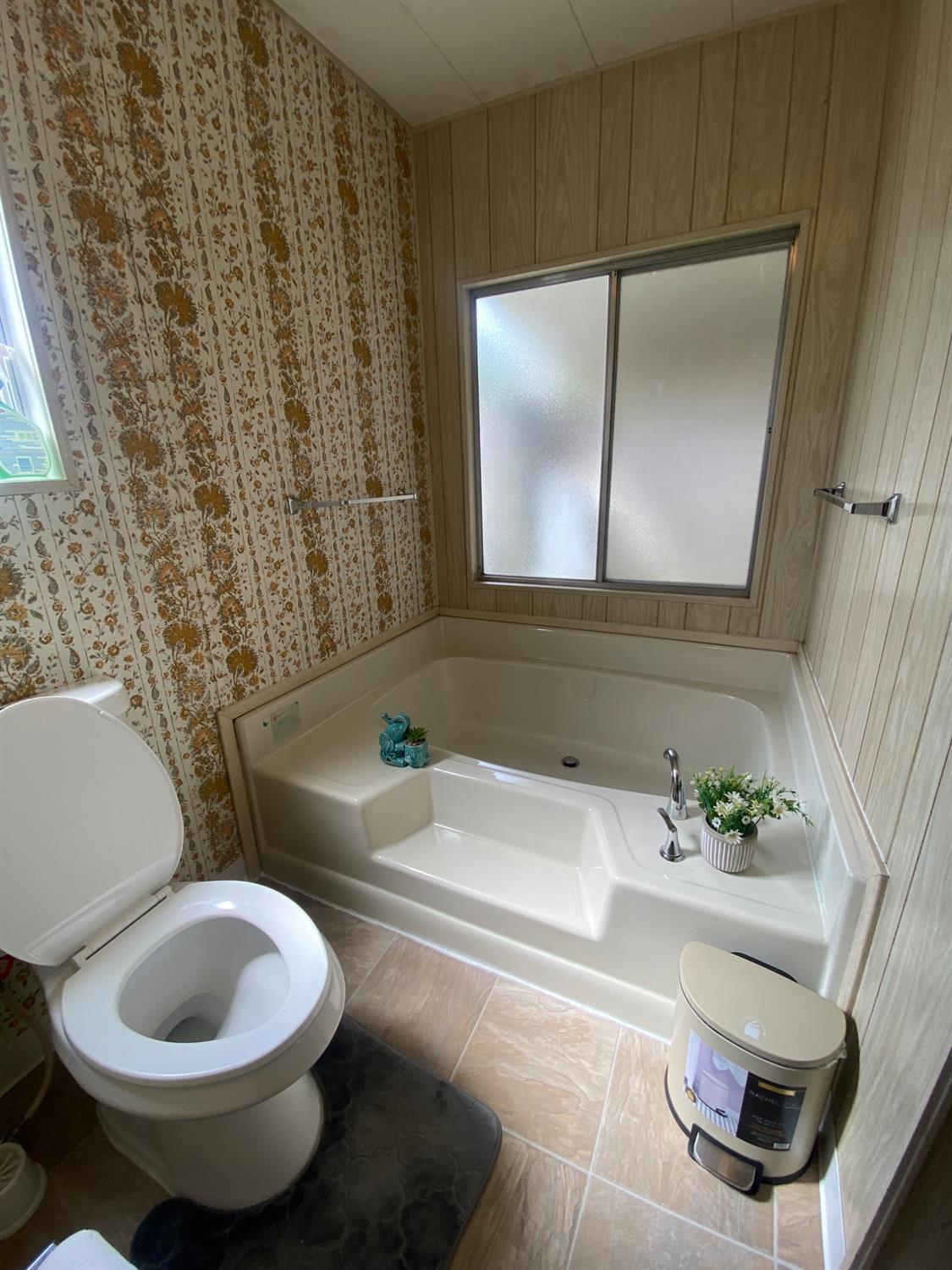 1300 W Olson Ave #126, Reedley, CA 93654