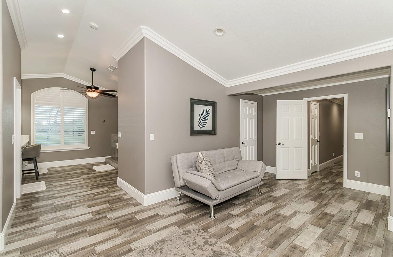 7010 S Frankwood Ave, Reedley, CA 93654