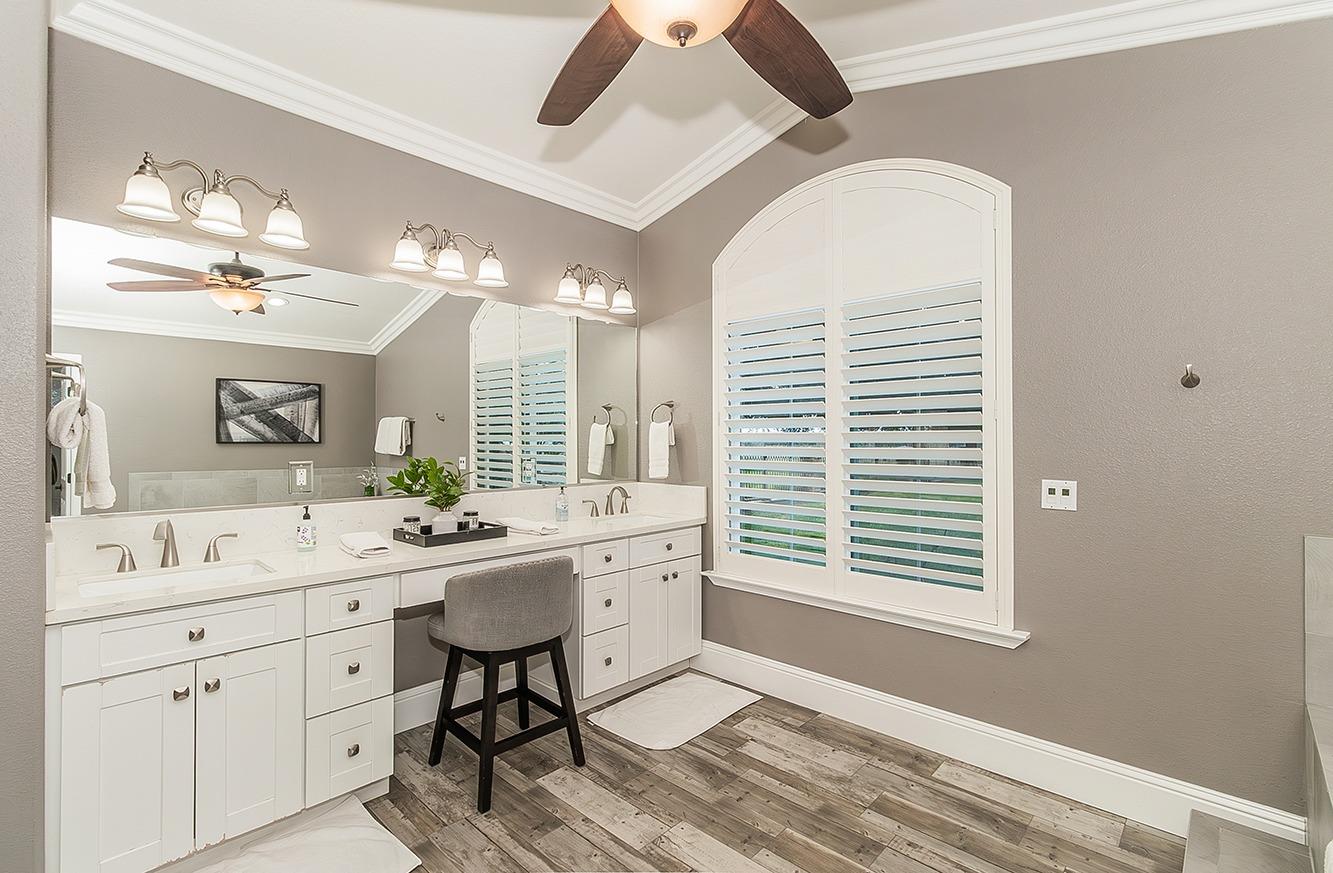 7010 S Frankwood Ave, Reedley, CA 93654