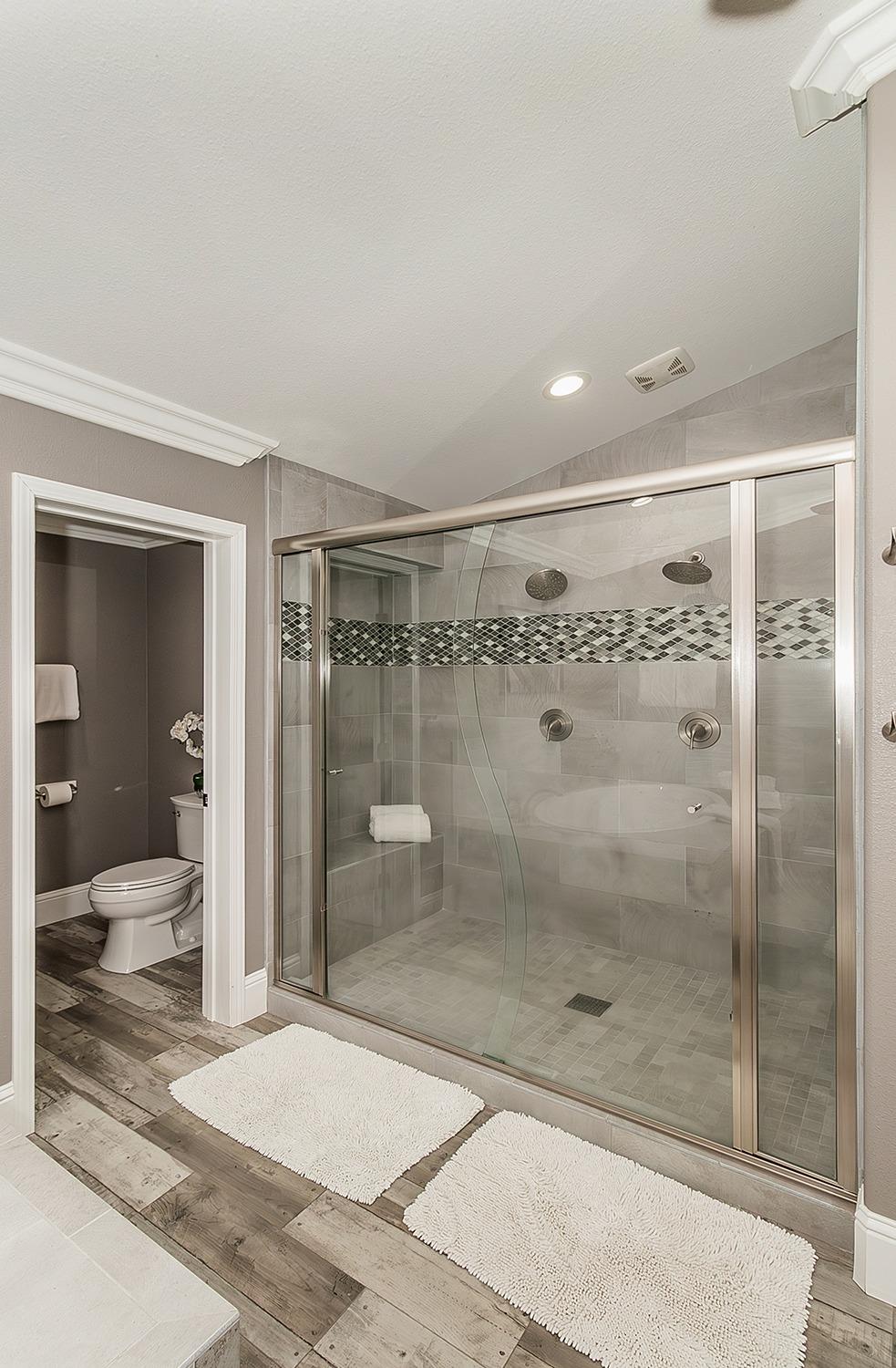 7010 S Frankwood Ave, Reedley, CA 93654