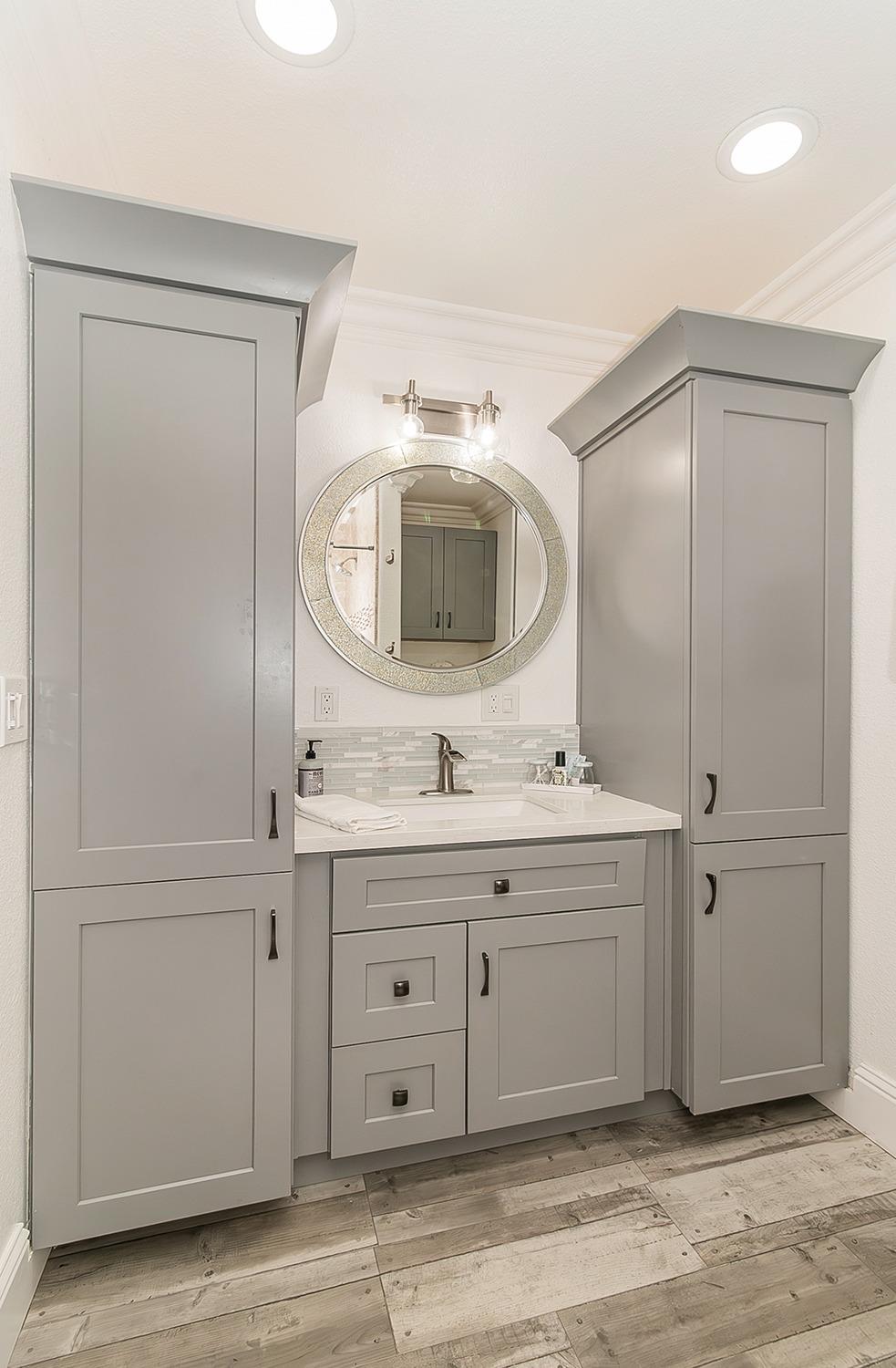 7010 S Frankwood Ave, Reedley, CA 93654