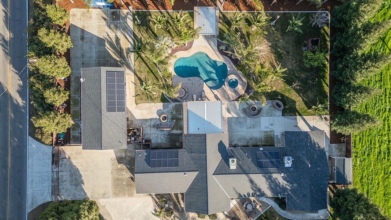 7010 S Frankwood Ave, Reedley, CA 93654