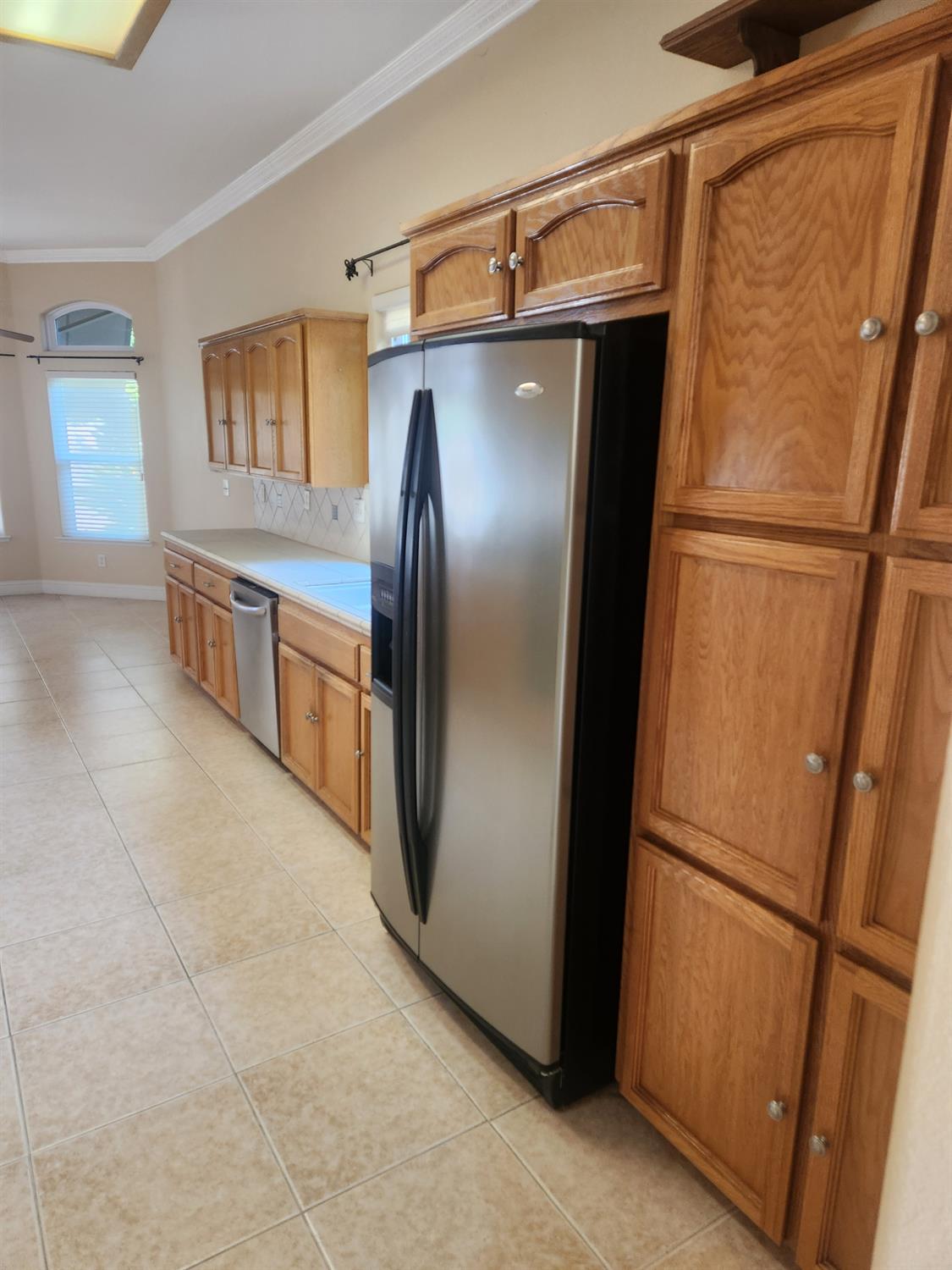 2684 Armstrong Ave, Clovis, CA 93611