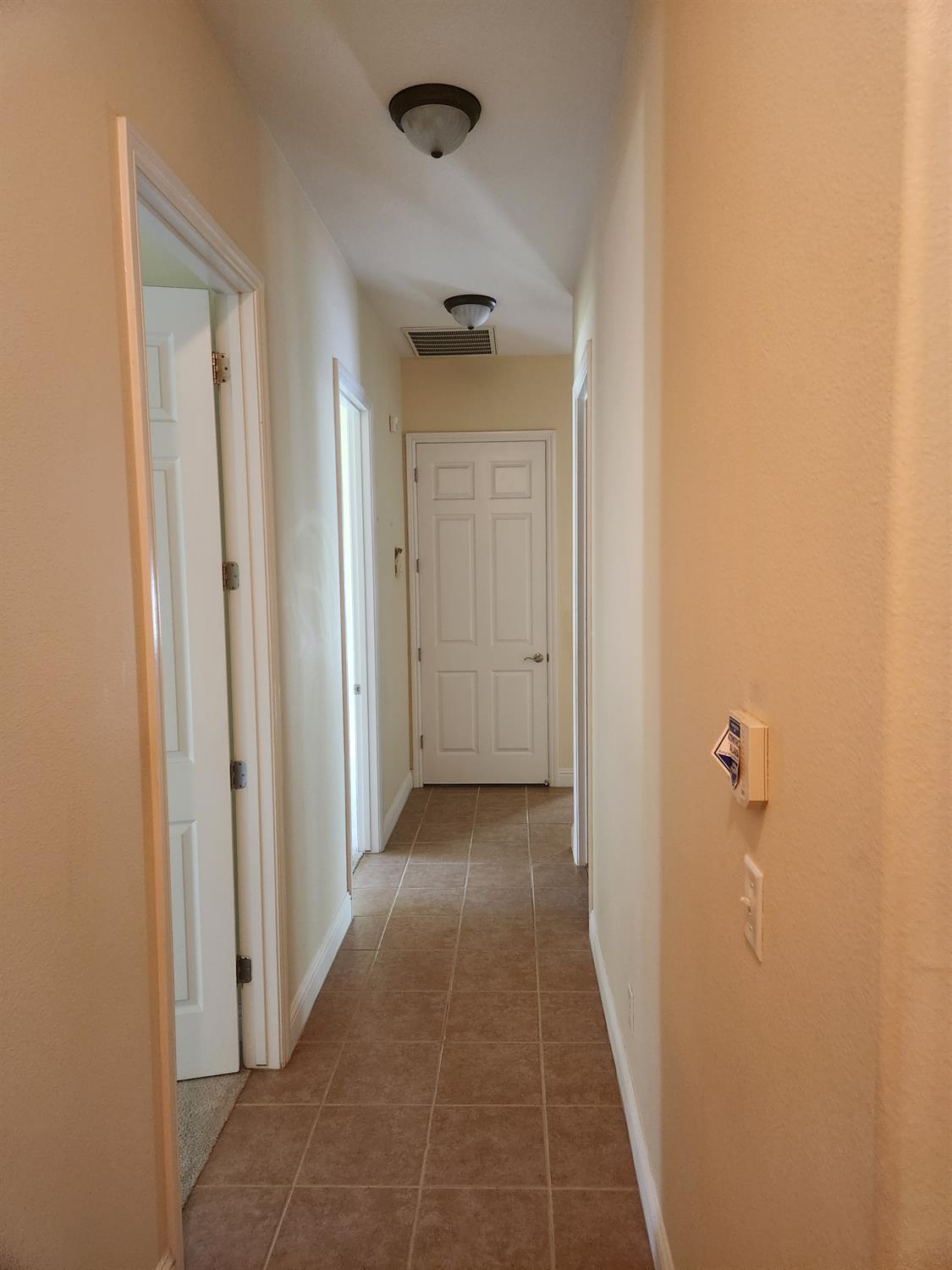 2684 Armstrong Ave, Clovis, CA 93611