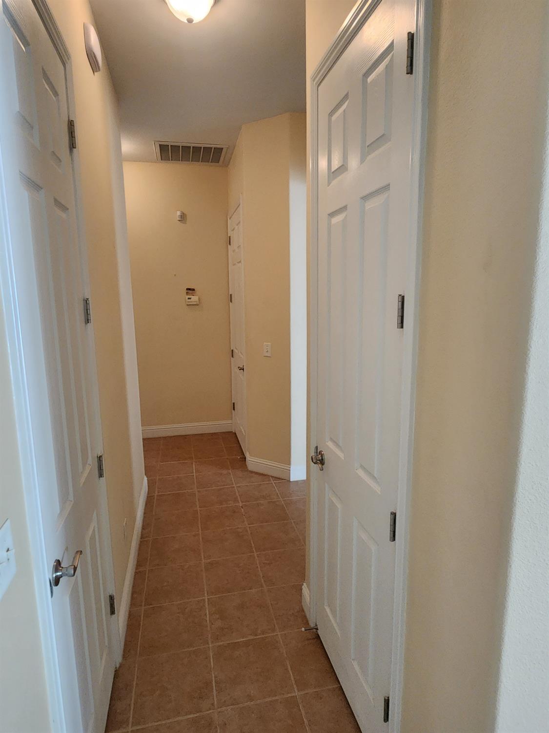 2684 Armstrong Ave, Clovis, CA 93611