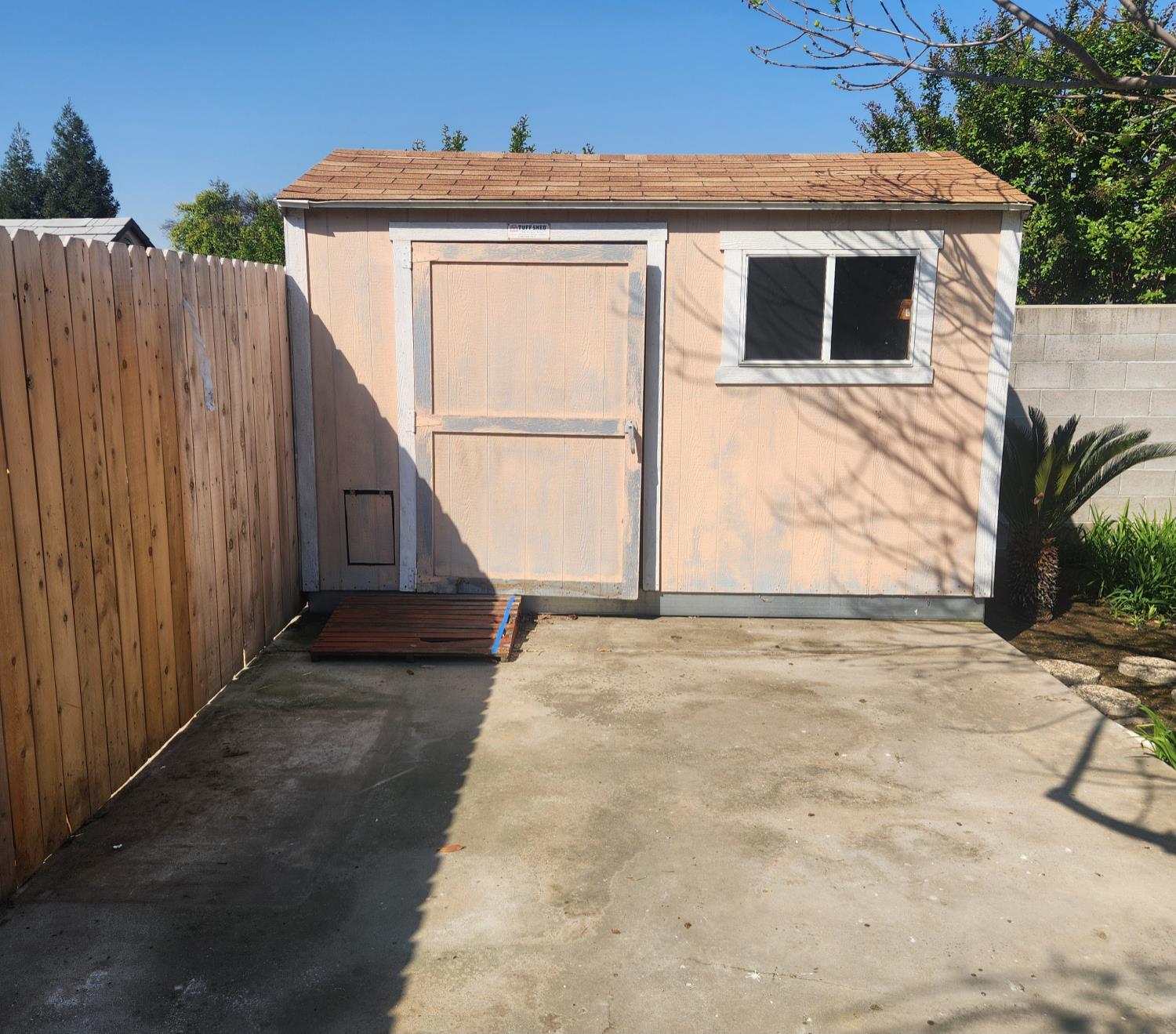 2684 Armstrong Ave, Clovis, CA 93611