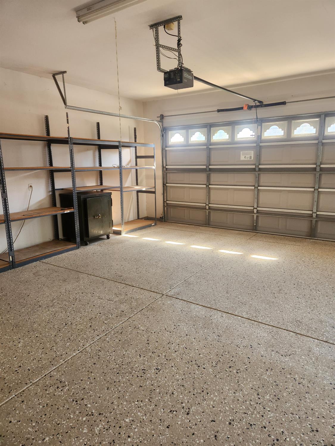 2684 Armstrong Ave, Clovis, CA 93611