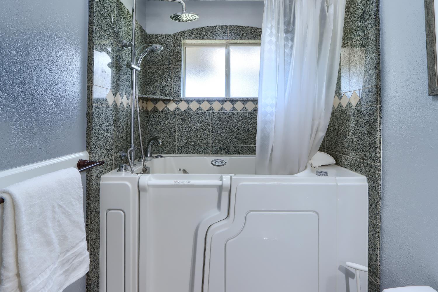 4780 Morningstar Ln, Mariposa, CA 95338