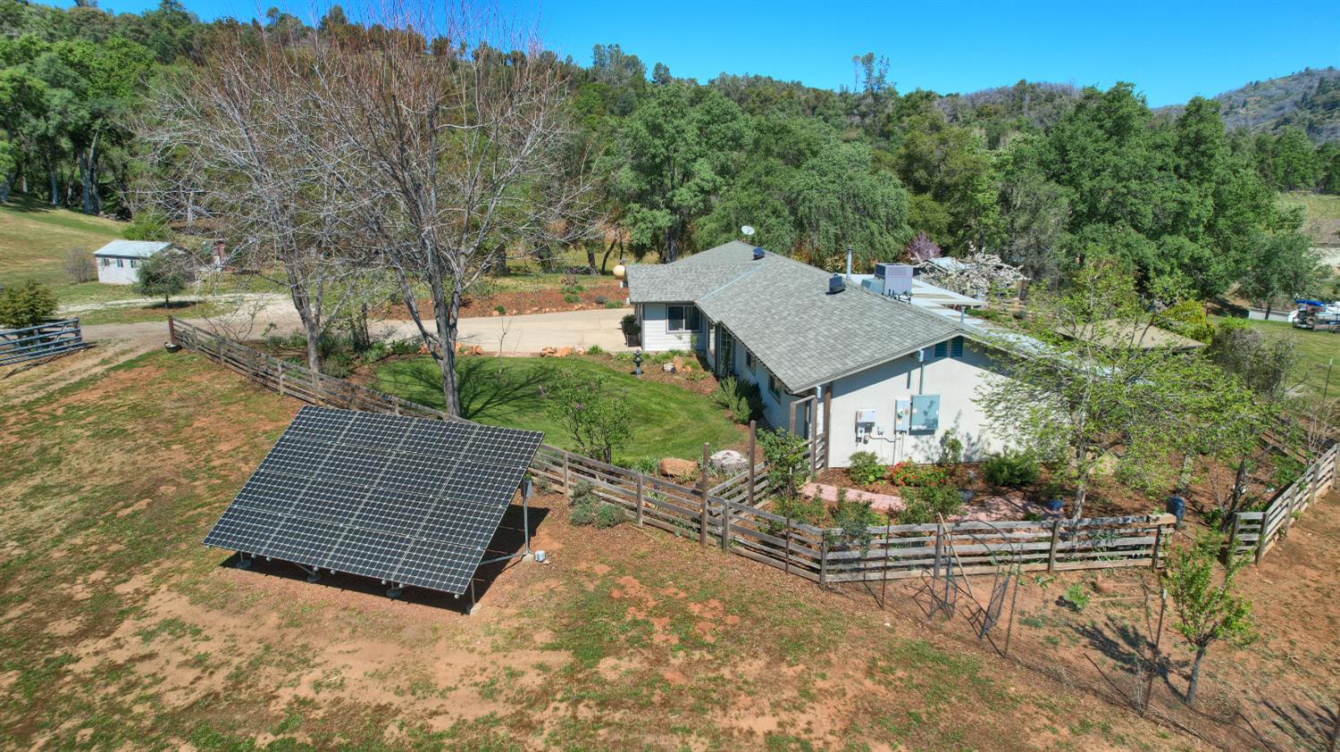 4780 Morningstar Ln, Mariposa, CA 95338