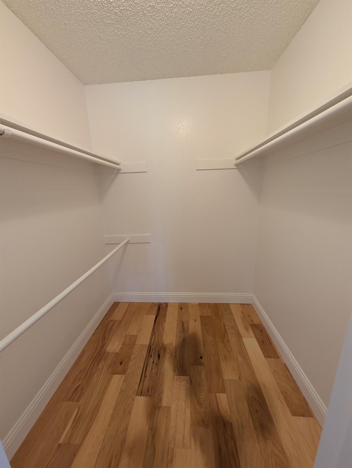 4918 N Sequoia Dr #102, Fresno, CA 93704