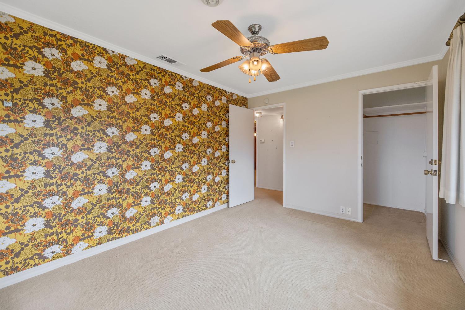 1714 N Blythe Ave, Fresno, CA 93722