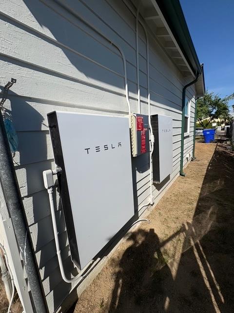 507 I St, Sanger, CA 93657