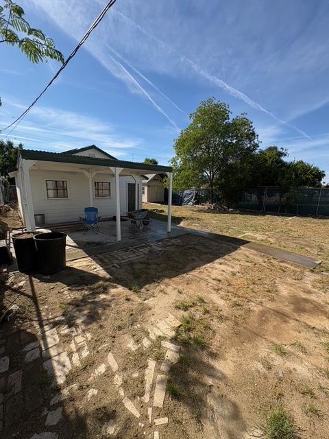 507 I St, Sanger, CA 93657