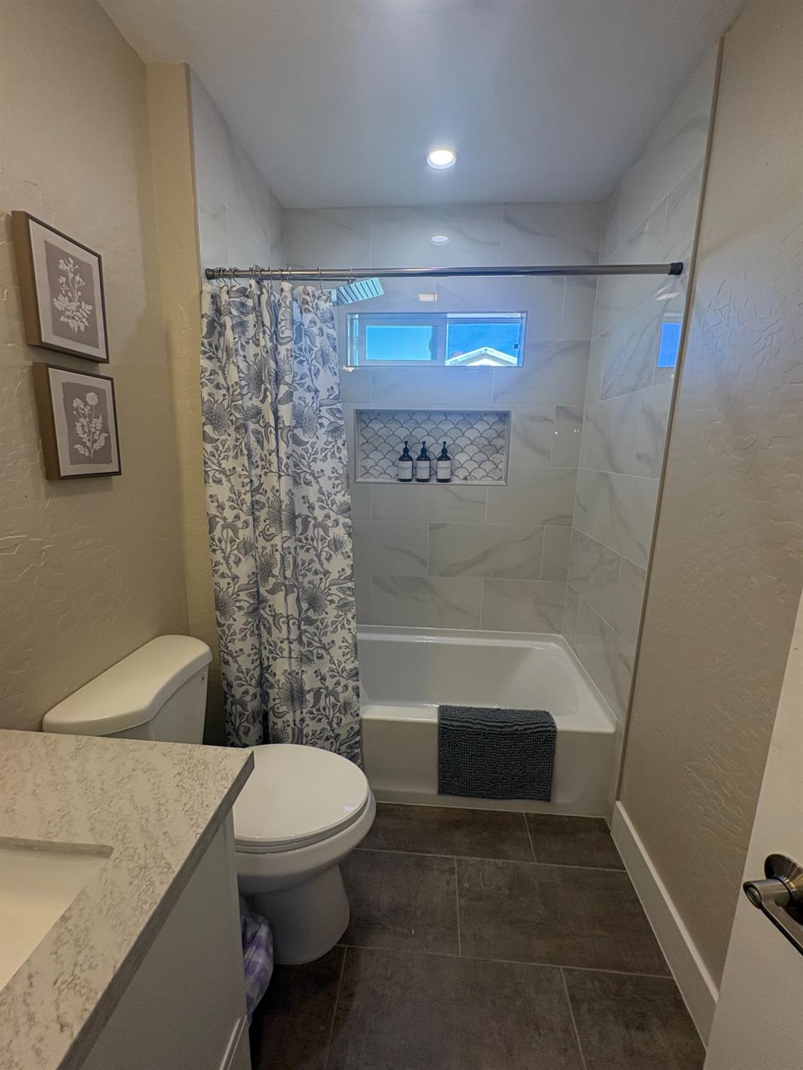 507 I St, Sanger, CA 93657