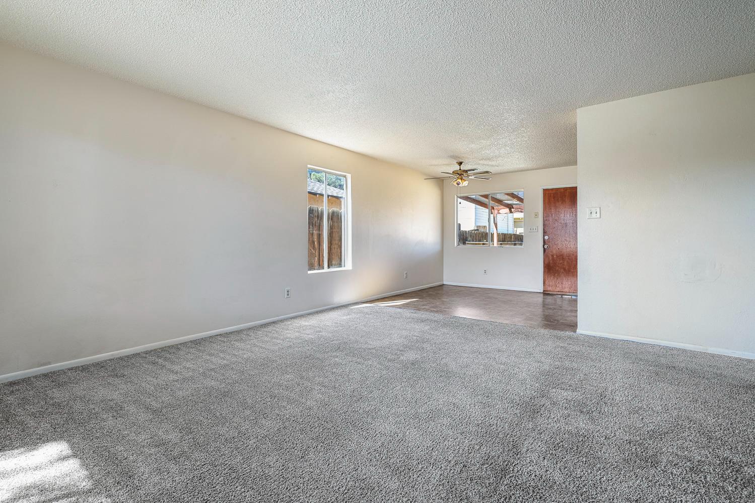 180 Monroe St, Coalinga, CA 93210