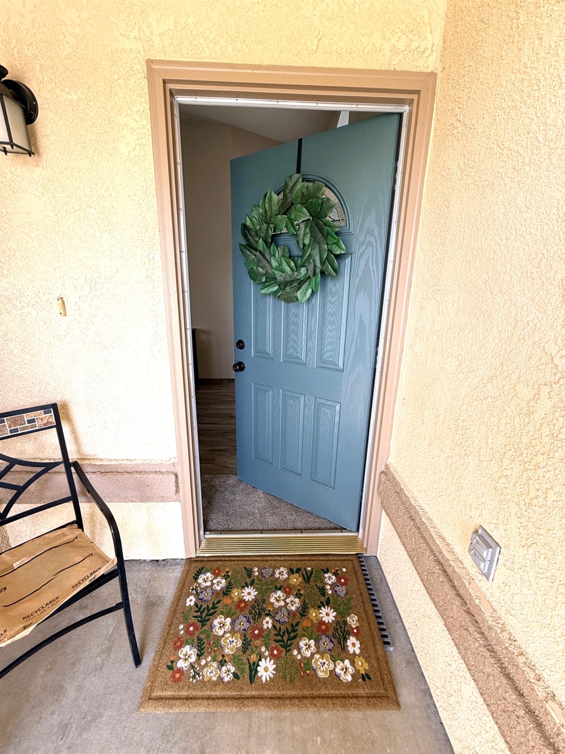 1305 Carmen Ave, Madera, CA 93638