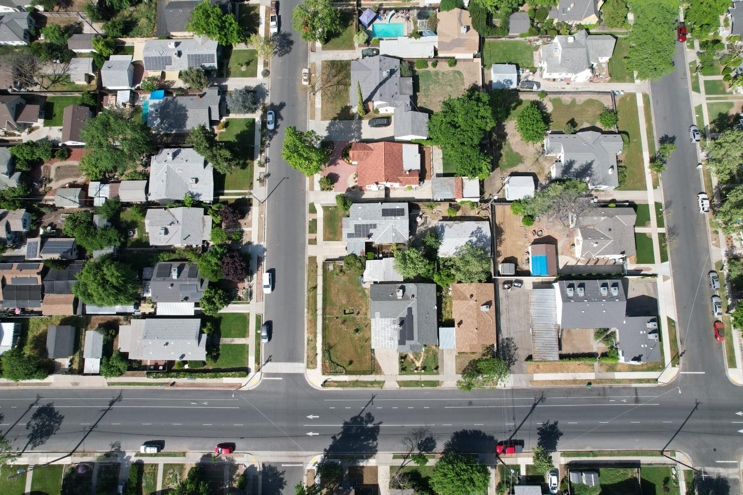 2605 N Wishon Ave, Fresno, CA 93704