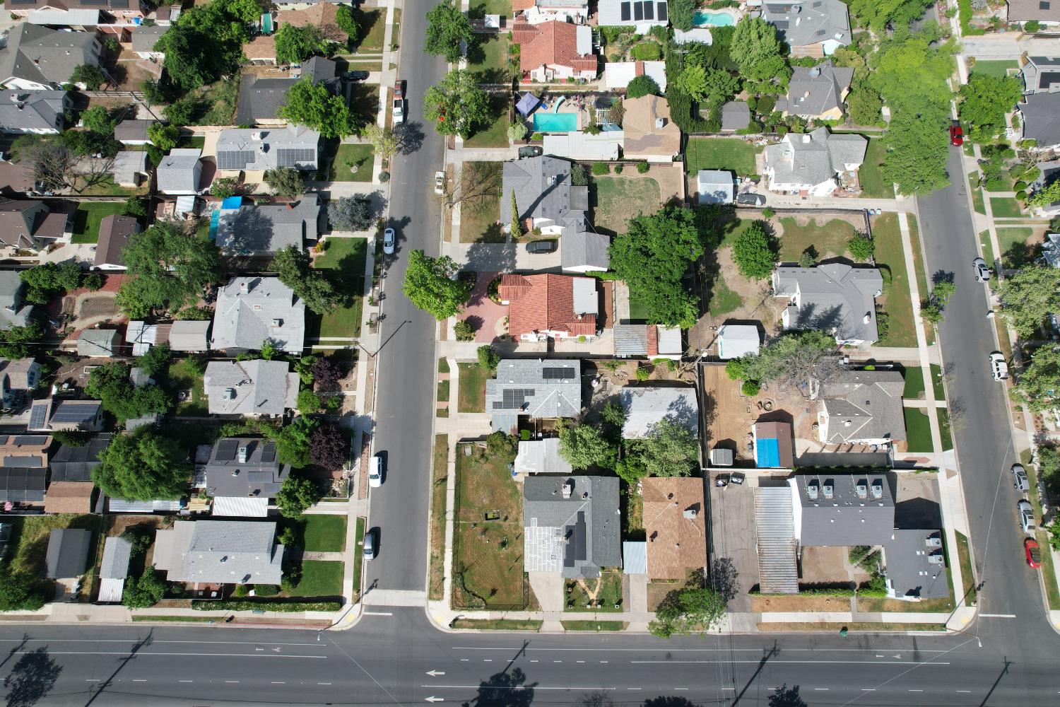 2605 N Wishon Ave, Fresno, CA 93704