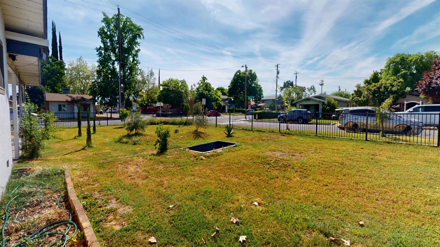 2605 N Wishon Ave, Fresno, CA 93704