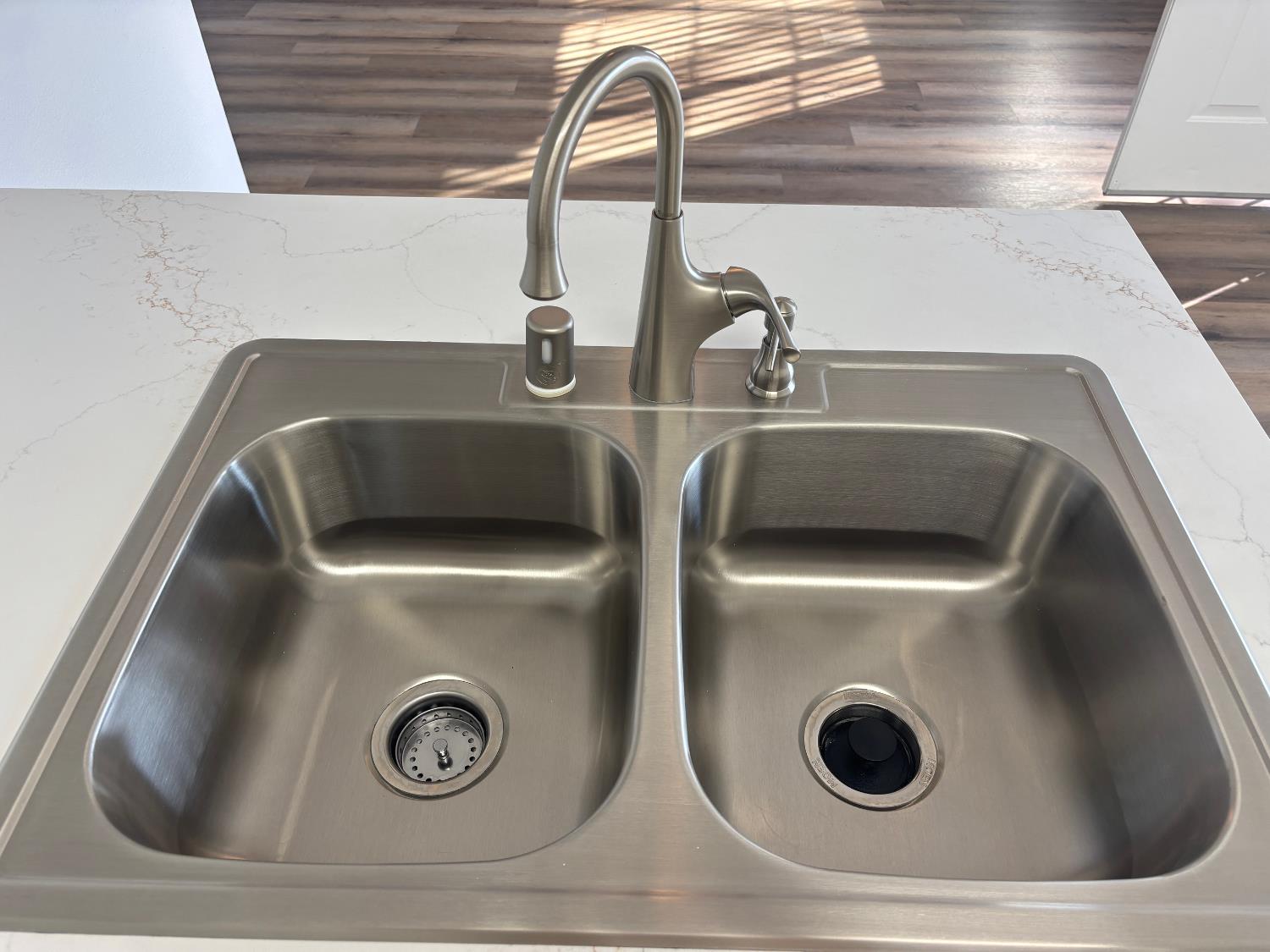 2231 Sylmar Ave. #1, Clovis, CA 93612