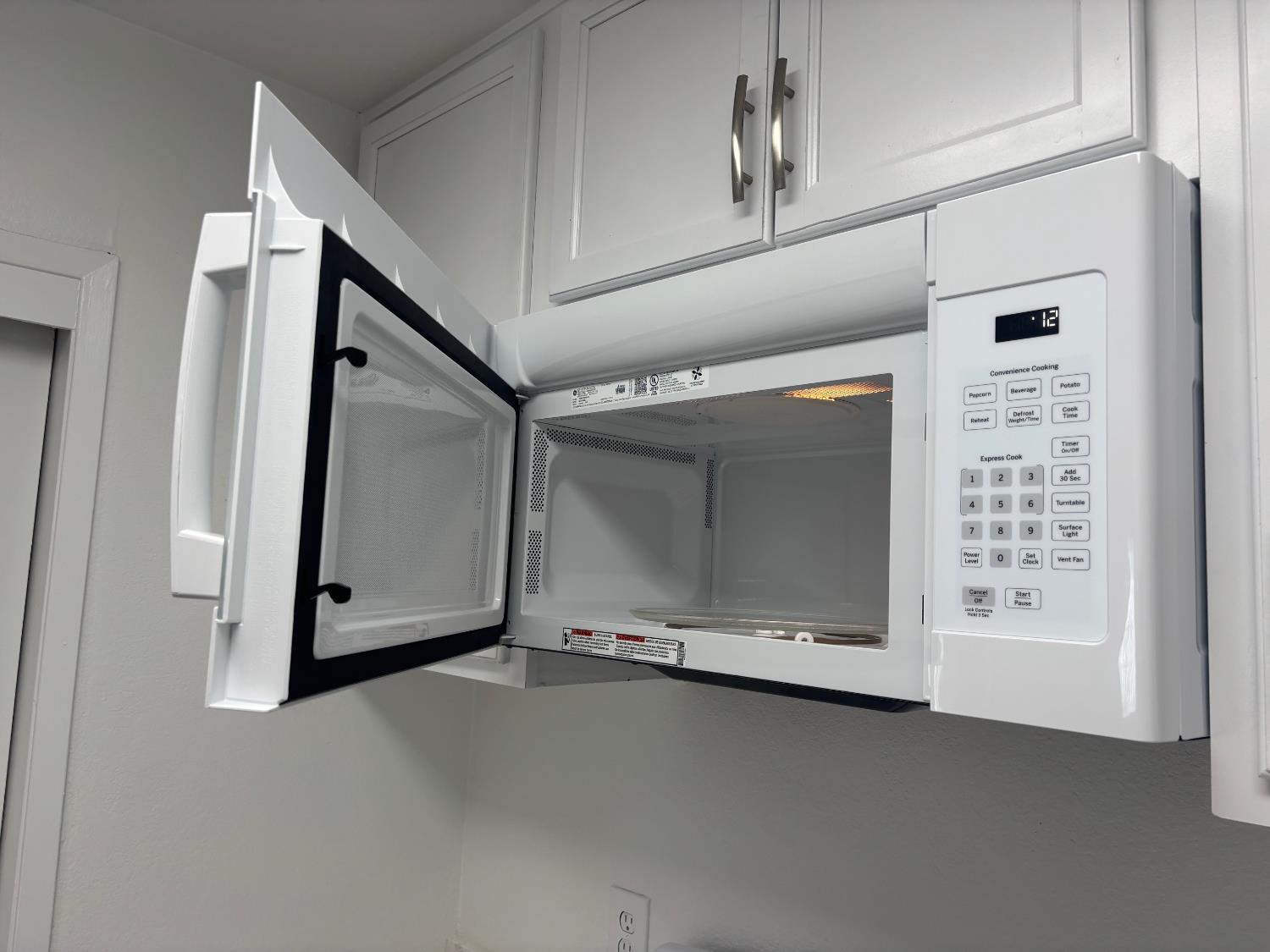 2231 Sylmar Ave. #1, Clovis, CA 93612