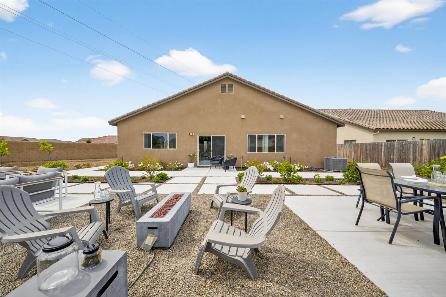 320 N Millard Ave, Fresno, CA 93727