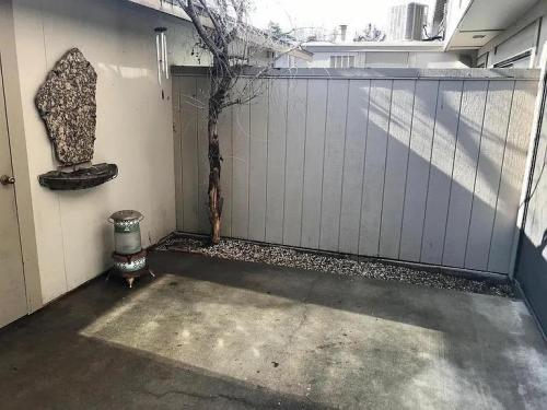 4676 E Alamos Ave #106, Fresno, CA 93726