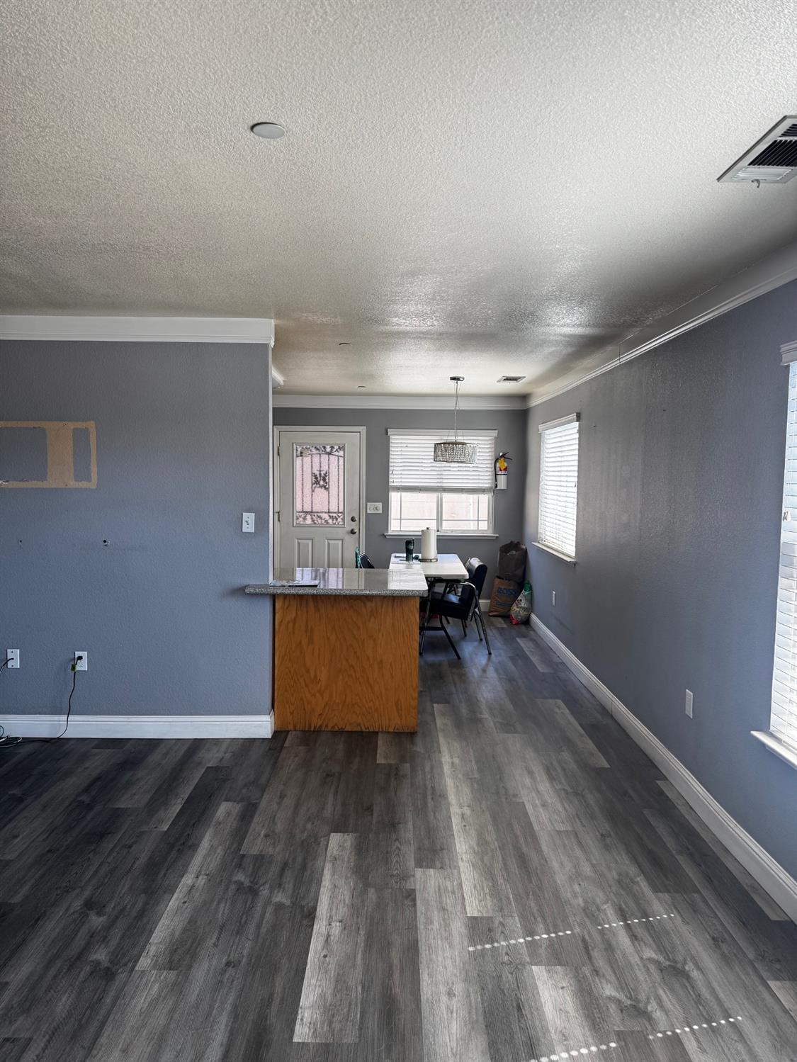 3237 Whittier Ave, Clovis, CA 93611