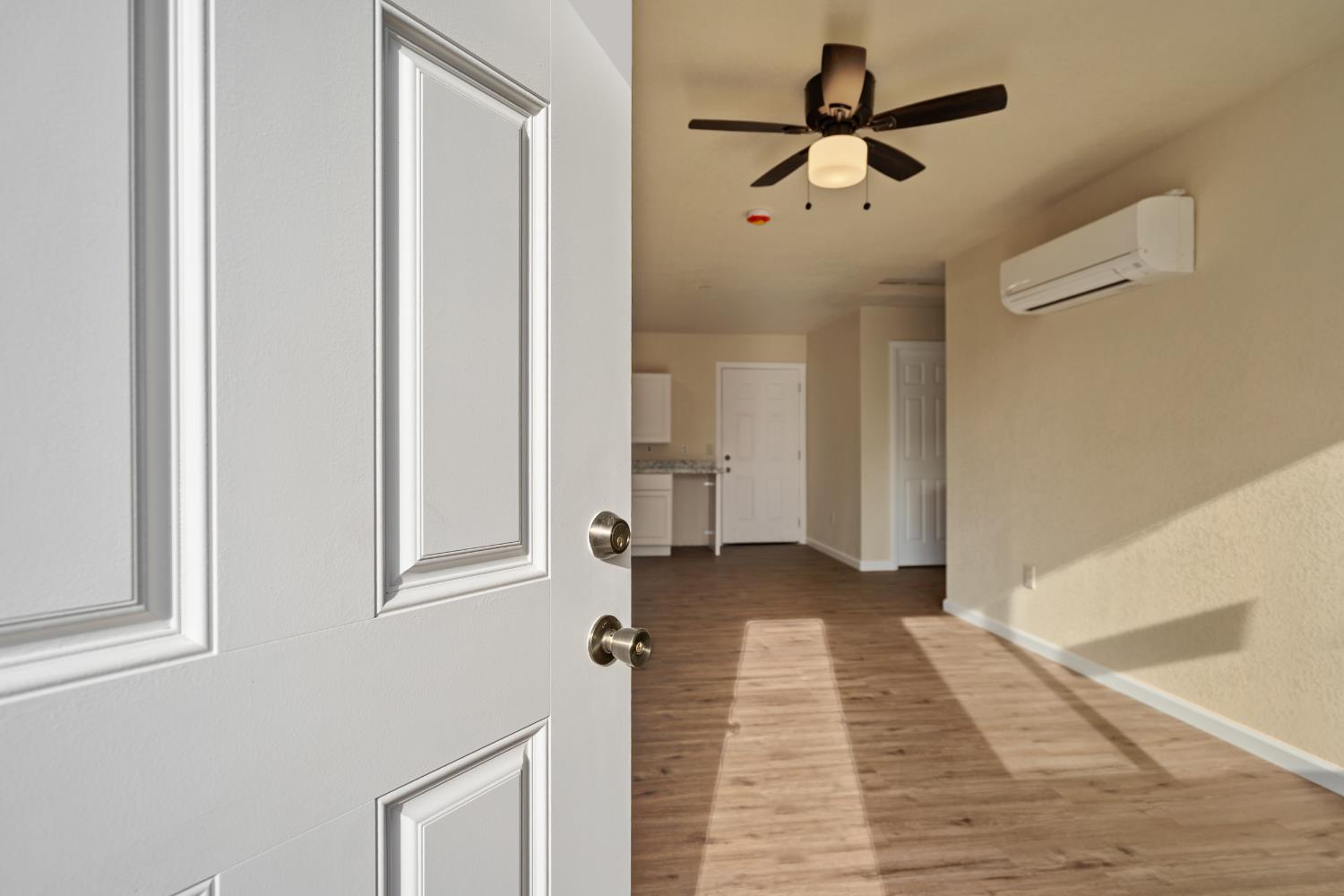 145 S Magnolia, Farmersville, CA 93223