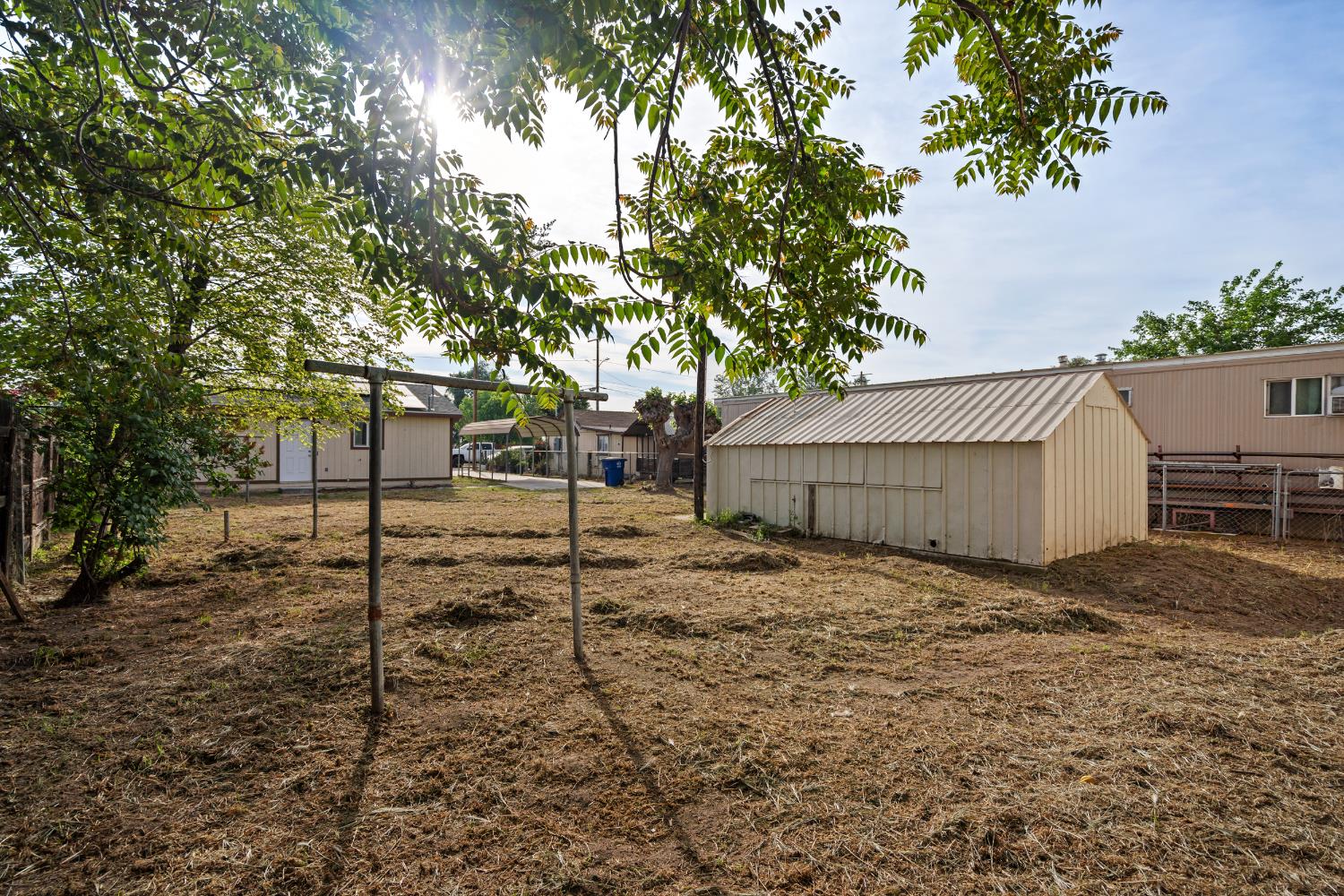 145 S Magnolia, Farmersville, CA 93223