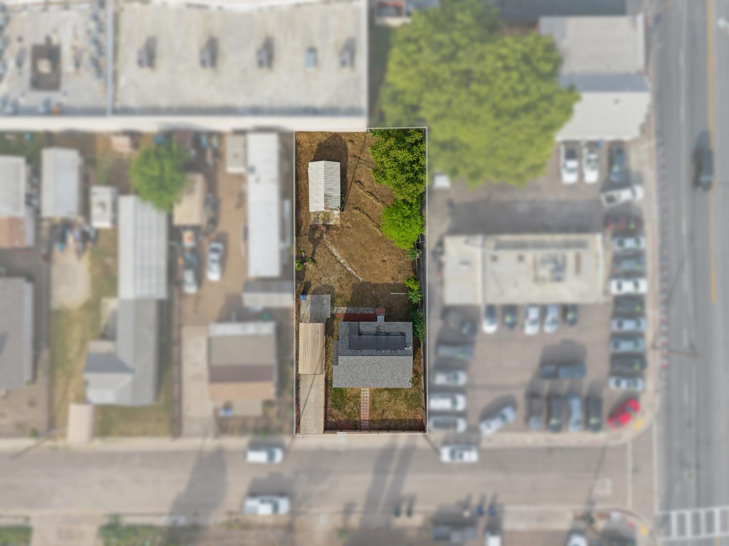 145 S Magnolia, Farmersville, CA 93223