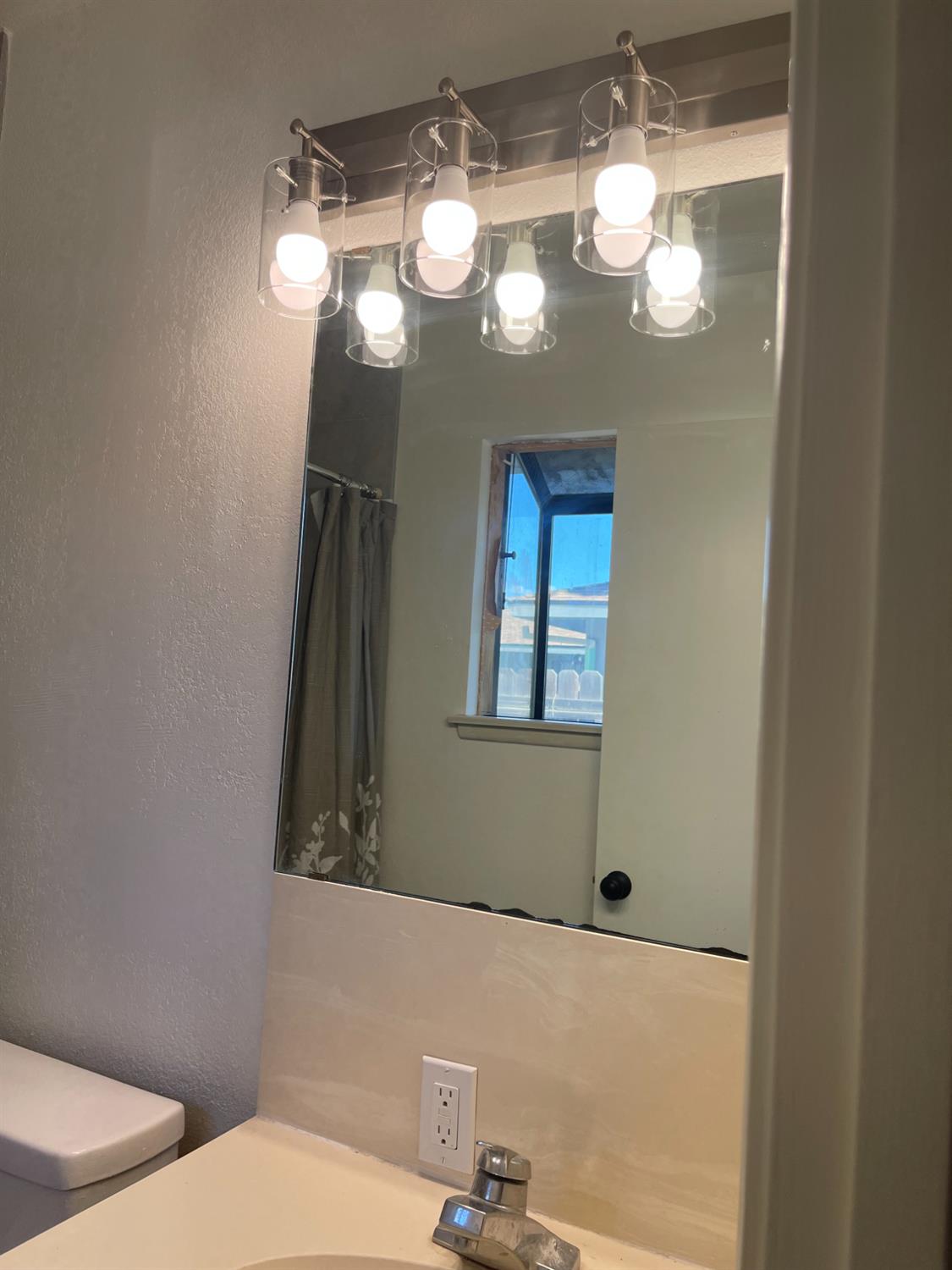 4717 N Bengston Ave, Fresno, CA 93705