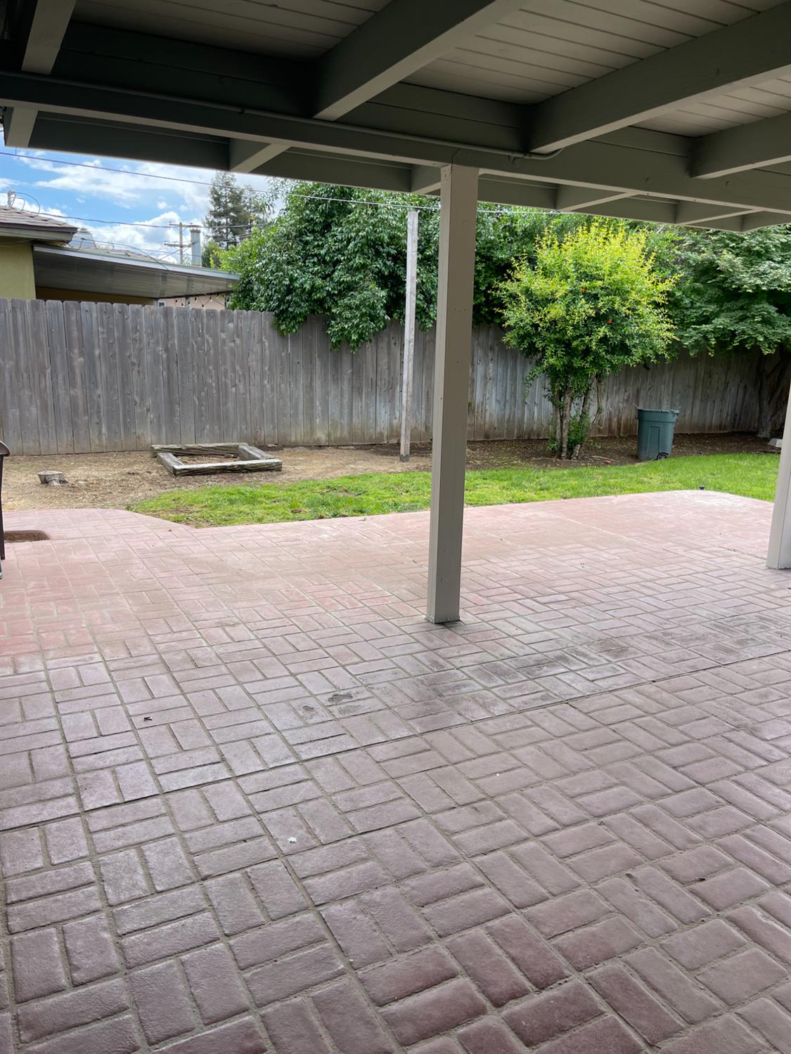 4717 N Bengston Ave, Fresno, CA 93705