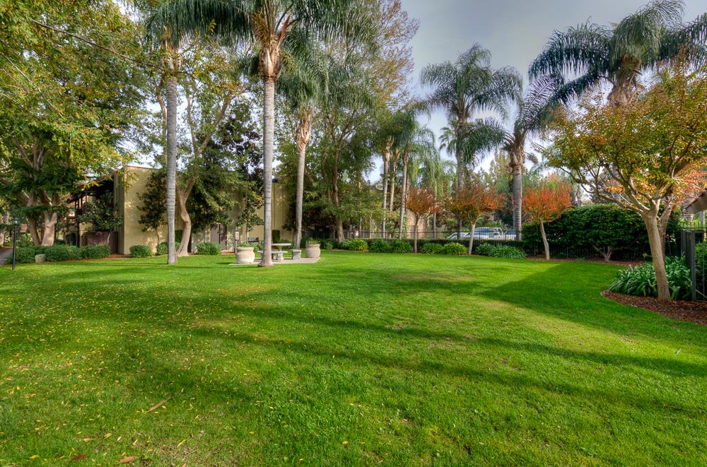 2909 Huntington Blvd #211, Fresno, CA 93721